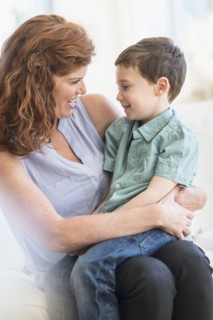 Mother and son (6-7).