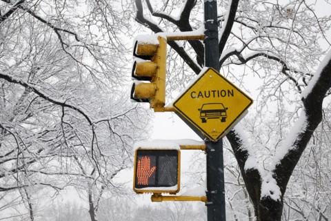 View of don't walk signal.
Photo :  Winslow Productions