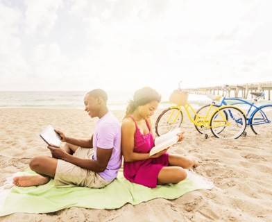 Young couple relaxing on beach