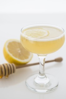 Bees knees cocktail