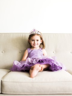 Portrait of girl (4-5) in princess costume