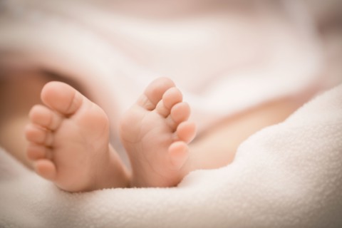 Close up of newborn baby (0-1 months) feet