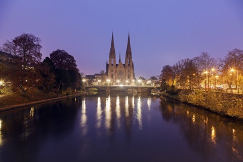 St Paul's church at night