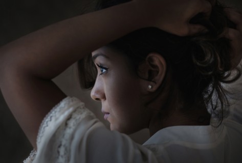 Portrait of young woman.