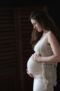 Portrait of pregnant woman.