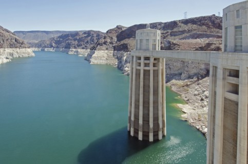 Nevada, Hoover Dam on sunny day
