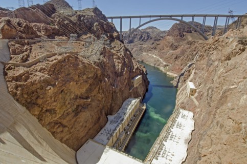 Nevada, Hoover Dam on sunny day