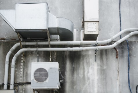 North Carolina, Air conditioner on wall
