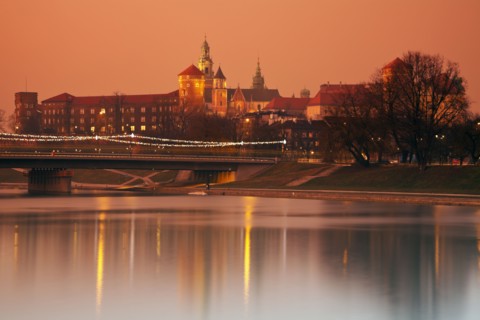 Poland, Lesser Poland, Krakow, Wawel Castle at sunrise
