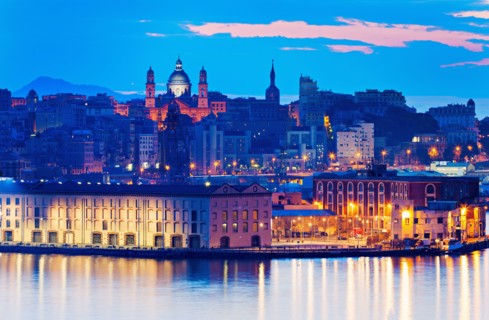Italy, Liguria, Genoa, Old town at dusk