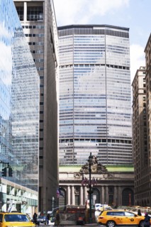 USA, New York State, New York City, Manhattan, Grand Central Station surrounded by skyscrapers