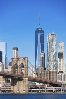 USA, New York State, New York City, Manhattan, Brooklyn Bridge with downtown skyline
