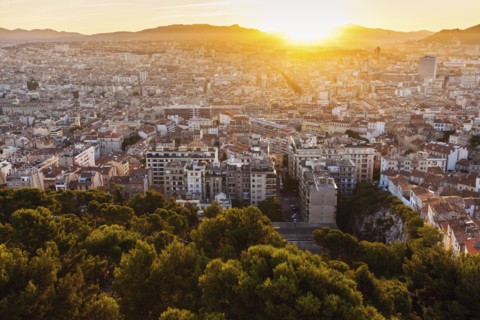 France, Provence-Alpes-Cote d'Azur, Marseille, Cityscape at dusk