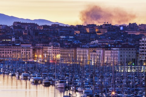 France, Provence-Alpes-Cote d'Azur, Marseille, Cityscape with Vieux port - Old Port at sunset