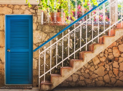 Cuba, Havana, Steps by wall