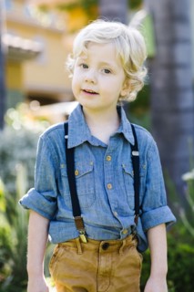 Portrait of boy (4-5)