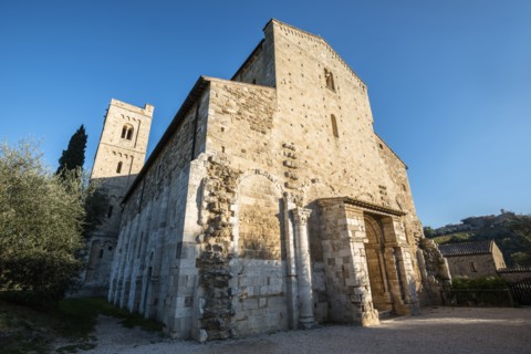 Italy, Tuscany, Montalcino, Facade of Abbey of Sant'Antimo near Montalcino city