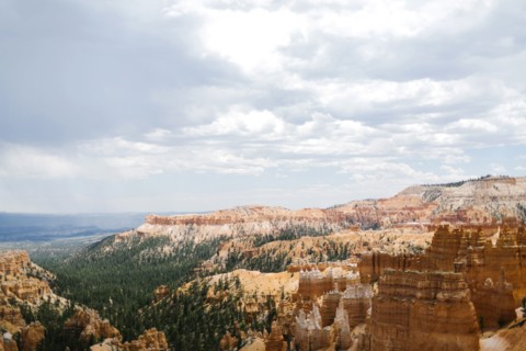 USA, Utah, Sedimentary rocks in Bryce Canyon National Park