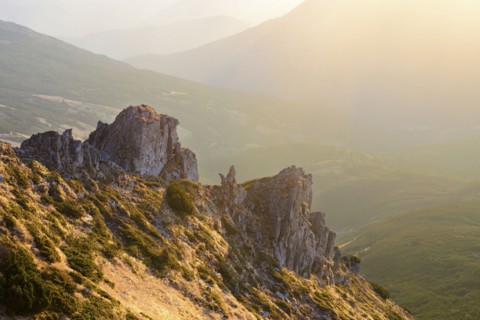 Ukraine, Ivano-Frankivsk region, Verkhovyna district, Carpathians, Chornohora, Sunrise over mountain Shpytsi