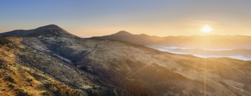 Ukraine, Zakarpattia region, Rakhiv district, Carpathians, Chornohora, Chornohora ridge, mountain Sheshul, Sunrise over mountain range
