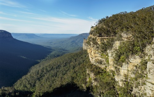 Australia, New South Wales, Wentworth Falls, Horizon over mountains on sunny day