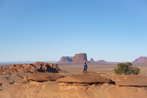 Mature woman in Monument Valley, Arizona, USA