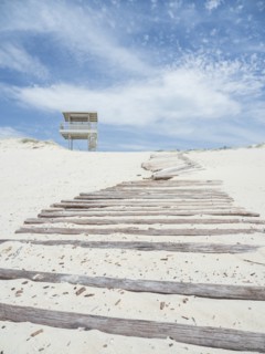 Lifeguard hut by boardwalk