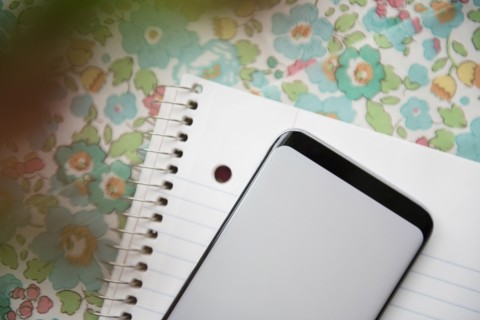 Smart phone on note pad