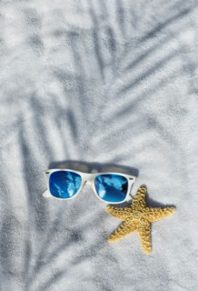 Sunglasses and starfish