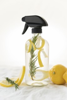 Homemade natural cleaning spray