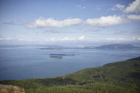 USA, Washington, San Juan County, Orcas Island, Scenic view of bay