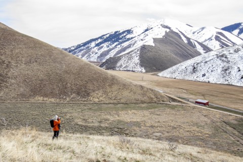 USA, Idaho, Bellevue, Senior woman hiking in mountains