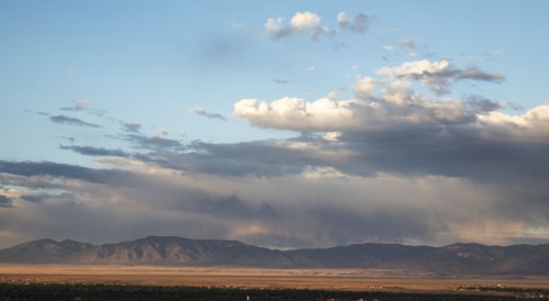 USA, New Mexico, View of desert and mountains