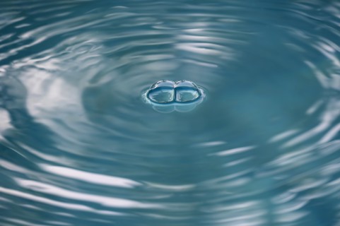 Air bubbles on water surface,,