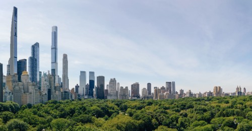 Usa, New York, New York City, Public park in financial district