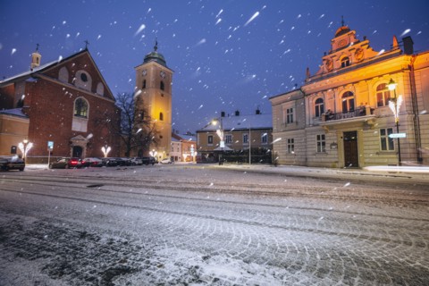 Poland, Subcarpathia, Rzeszow, Old town at dusk in winter