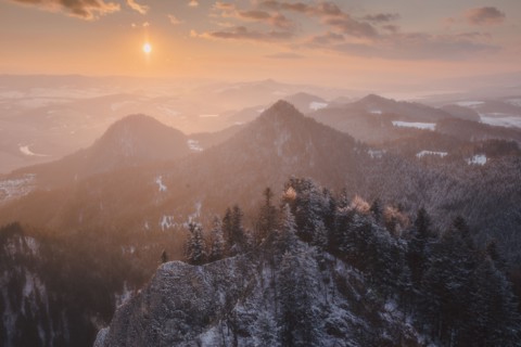 Poland, Lesser Poland, Mountain landscape in Pieniny National Park at sunset