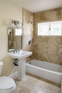 Pedestal sink in bathroom