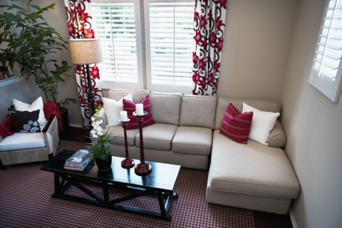 Sectional sofa in traditional living room