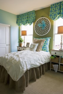 Girls bedroom with green and blue accents