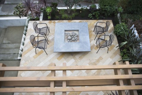 Front patio with outdoor firepit