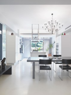 Modern Dining room and kitchen