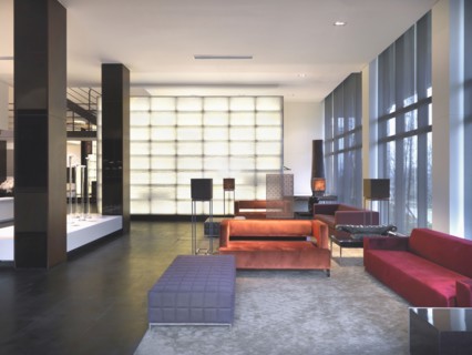 Colorful contemporary sitting area