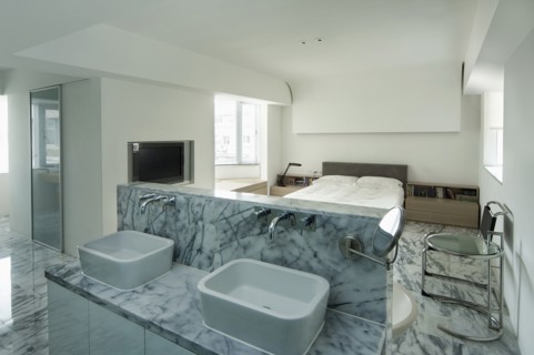 Sinks on marble counter top in master bedroom