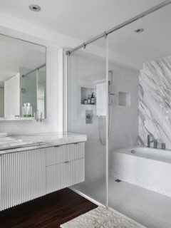 White modern bathroom