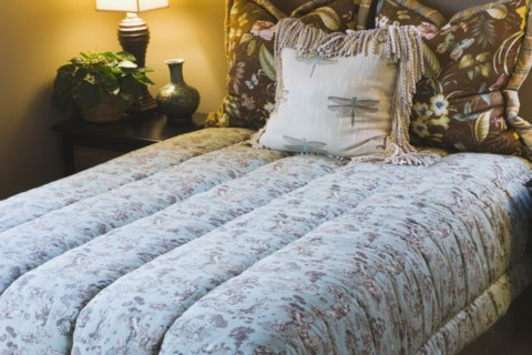 Comfortable Double Bed with Comforter