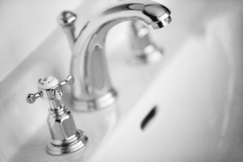 White Sink and Chrome Faucet