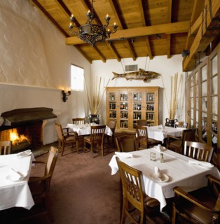 Banquet dining room with several tables
