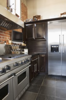 Vignette of stainless steel appliances.