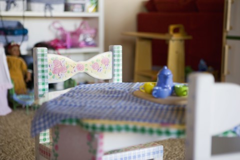 Little girl's play table
